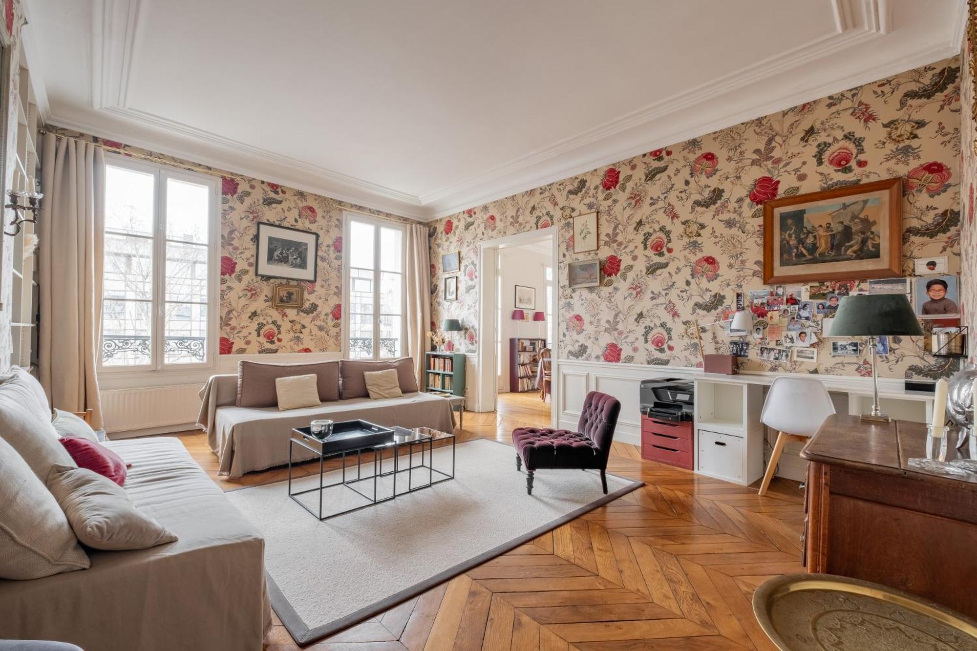 Veeve - Flowers In Saint-Martin Paris Extérieur photo